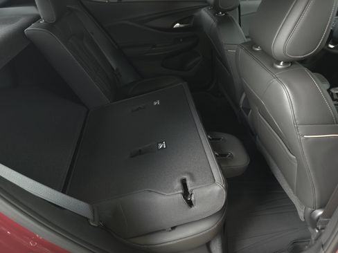 New 2026 Buick Envista Sport Touring FWD image 32