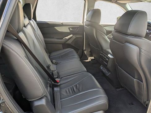 Used 2023 Acura MDX SH-AWD w/ Technology Package image 23