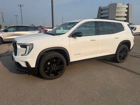 Used 2024 GMC Acadia Elevation w/ Black Edition AWD/4WD image 6