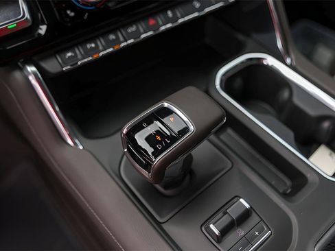 Used 2025 GMC Sierra 1500 Denali w/ Denali Reserve Package image 23