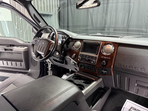 Used 2012 Ford F250 Lariat w/ Lariat Ultimate Pkg image 31