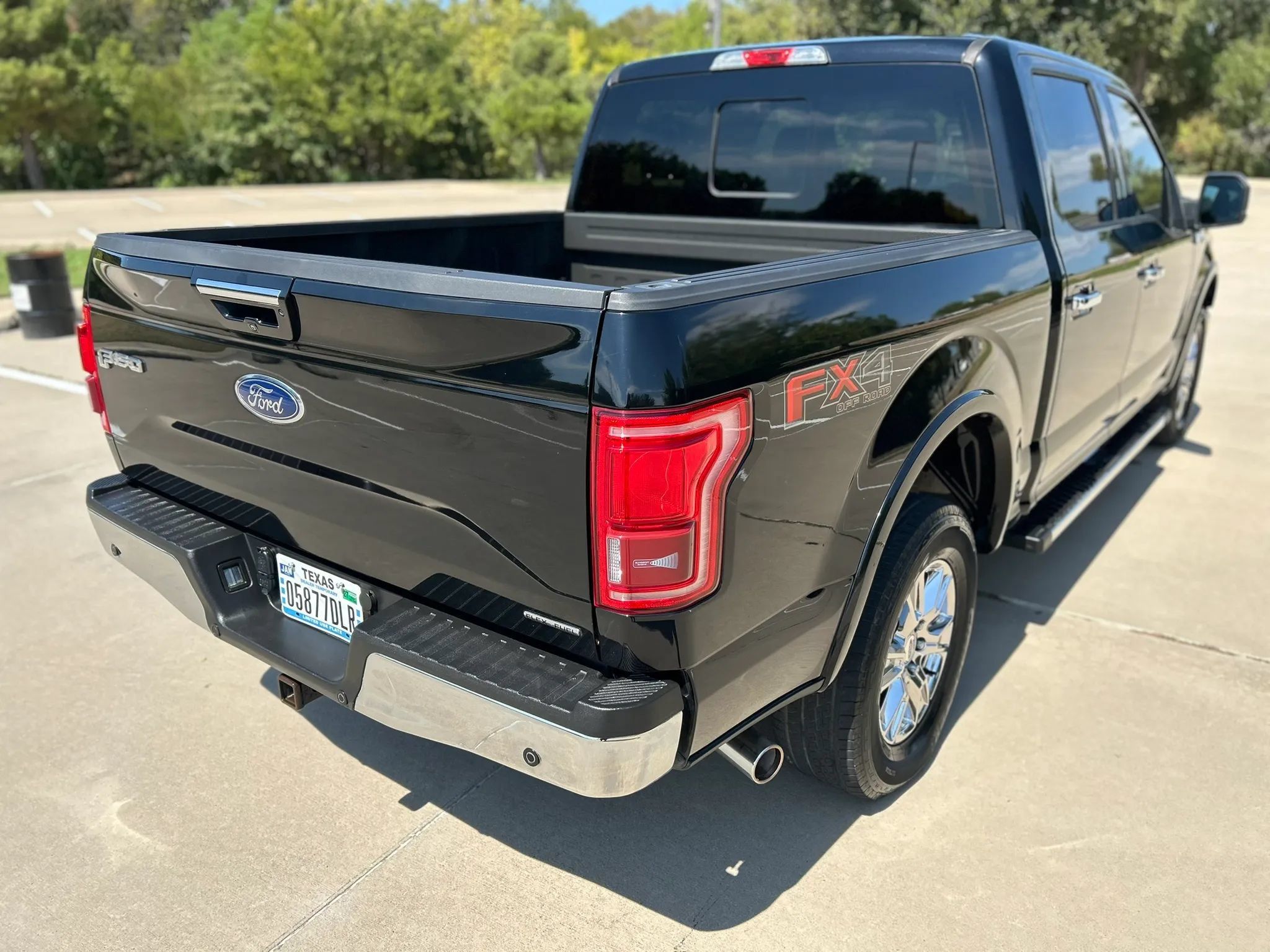 Used 2016 Ford F150 Lariat AWD/4WD image 6