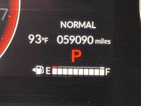 Used 2024 Honda CR-V LX image 19