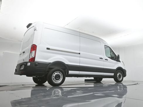 New 2026 Ford Transit 250 148 Medium Roof w/ Load Area Protection Package RWD image 46