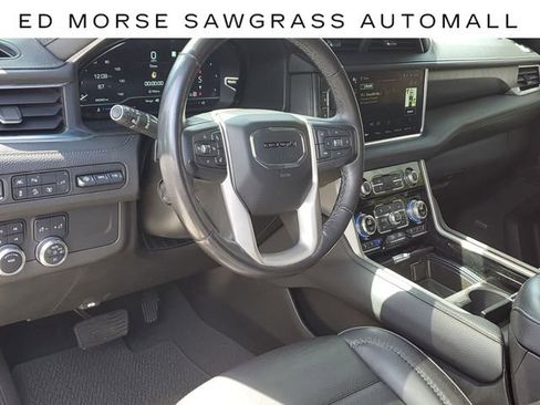 Used 2022 GMC Yukon XL Denali image 20