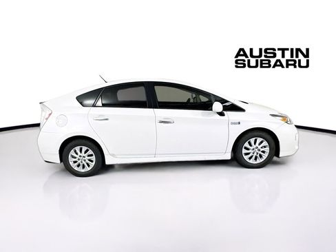 Used 2015 Toyota Prius Prime Plug-In Hybrid image 8