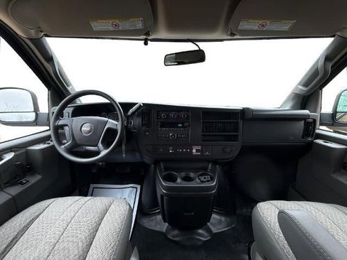 New 2026 GMC Savana 2500 Base w/ Driver Convenience Package RWD image 17