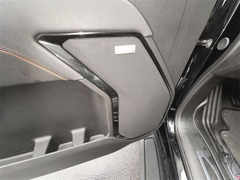 Certified 2025 GMC Sierra 2500 AT4 w/ AT4 Premium Plus Package image 25