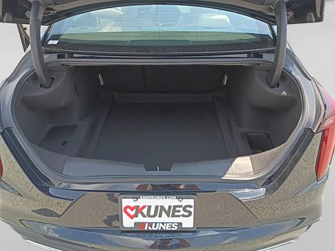 Used 2020 Cadillac CT4 Premium Luxury RWD image 40