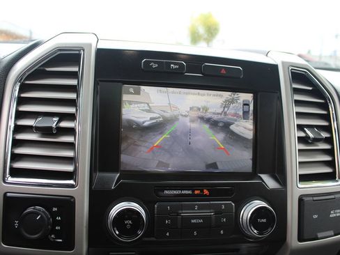 Used 2015 Ford F150 Lariat w/ Equipment Group 502A Luxury image 32