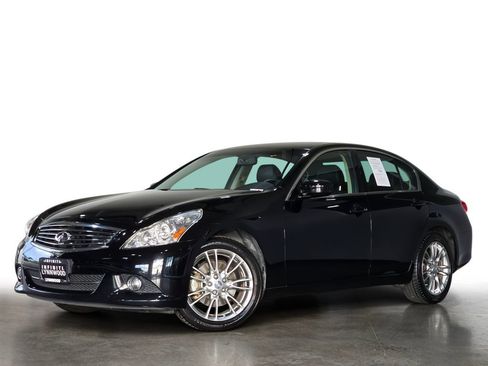 Used 2013 INFINITI G37 x Sedan w/ Premium Pkg AWD/4WD image 1