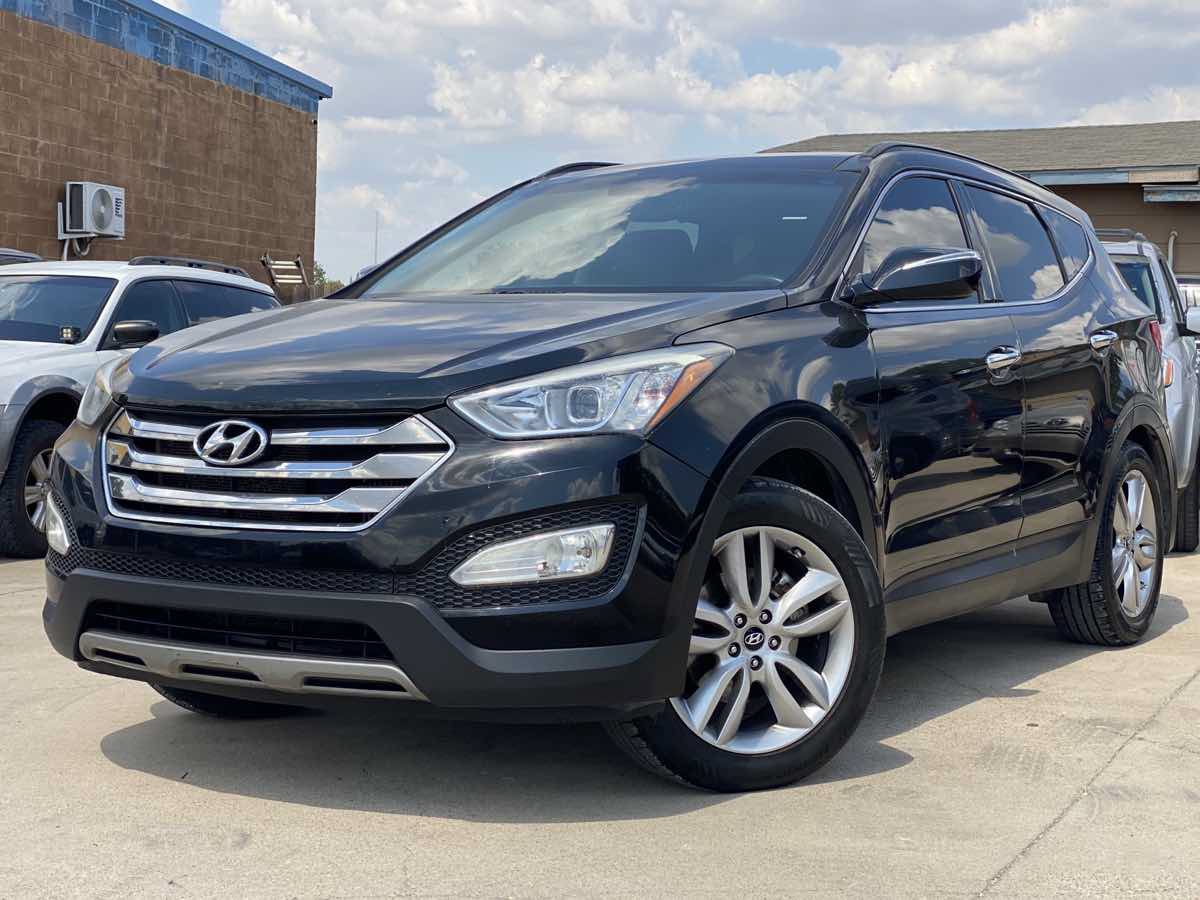 Used 2014 Hyundai Santa Fe Sport 2.0T w/ Technology Package 05 FWD image 9