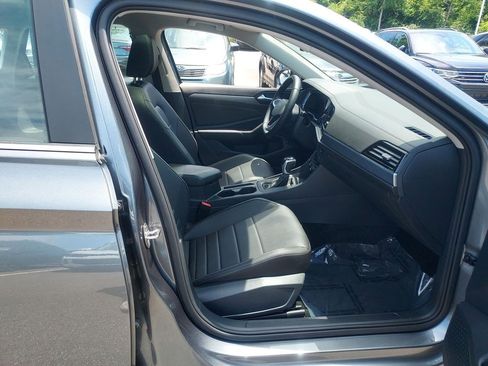 Used 2023 Volkswagen Jetta SE w/ Panoramic Sunroof Package FWD image 29