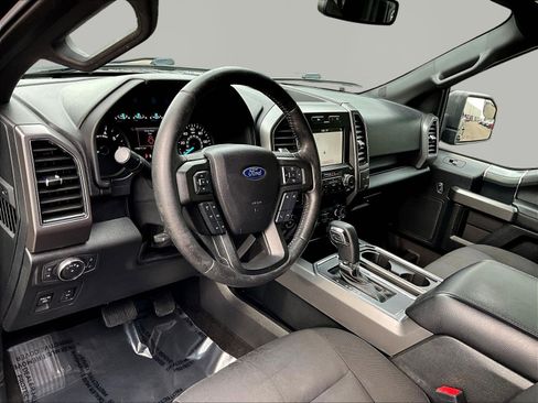 Used 2019 Ford F150 XLT w/ Equipment Group 302A Luxury AWD/4WD image 18