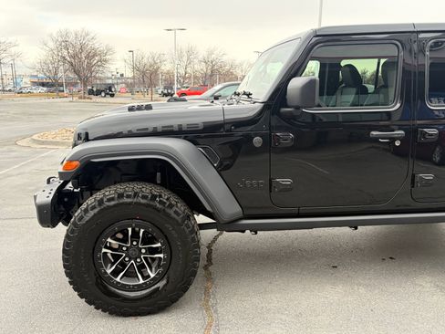 New 2026 Jeep Wrangler Unlimited Rubicon 392 image 10