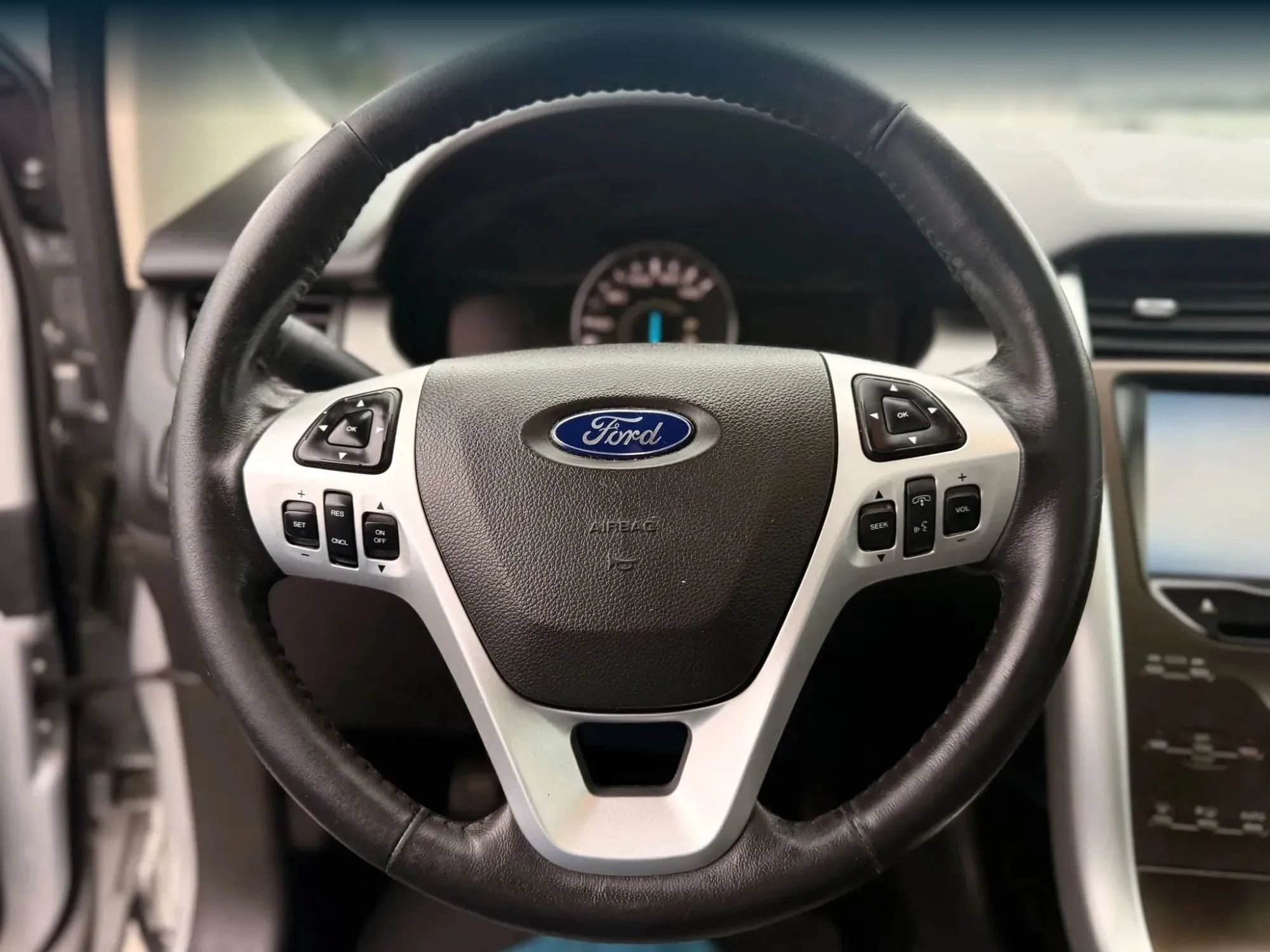 Used 2013 Ford Edge SEL AWD/4WD image 25
