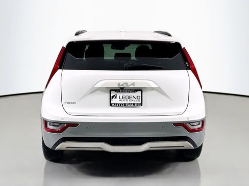 Used 2023 Kia Niro Wave w/ Wave Preserve Package FWD image 7