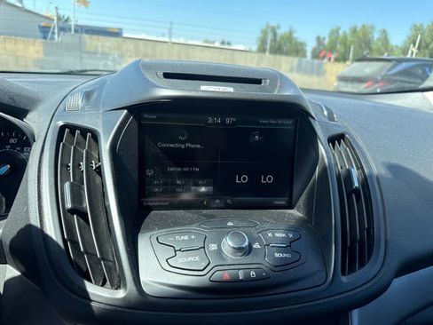 Used 2015 Ford Escape SE w/ Equipment Group 201A FWD image 25
