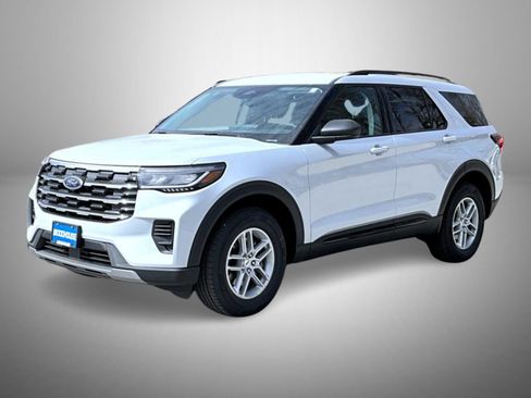 New 2026 Ford Explorer Active AWD/4WD image 1