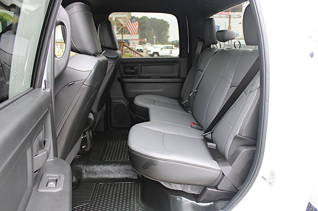 Used 2026 RAM 3500 Tradesman w/ Chrome Appearance Group A AWD/4WD image 17