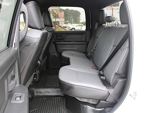 Used 2026 RAM 3500 Tradesman w/ Chrome Appearance Group A AWD/4WD image 17