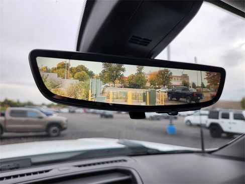 Used 2022 Chevrolet Silverado 3500 LTZ w/ Z71 Chrome Sport Edition image 30