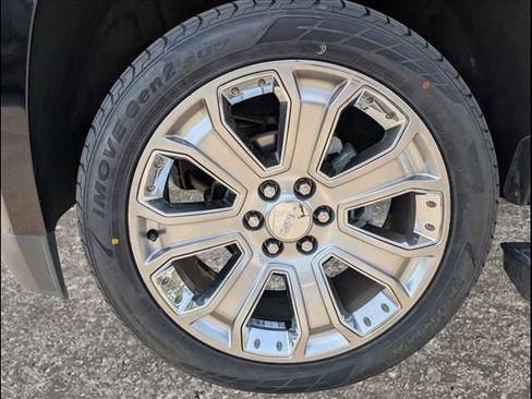 Used 2018 GMC Yukon Denali w/ Denali Ultimate Package image 20