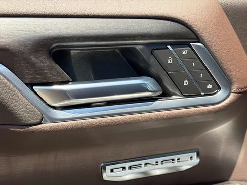 New 2026 GMC Sierra 1500 Denali AWD/4WD image 16