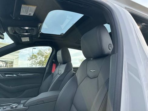 New 2026 Cadillac CT5 V AWD/4WD image 17