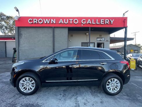 Used 2017 Cadillac XT5 FWD image 6