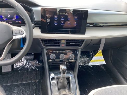 New 2025 Volkswagen Taos S image 33