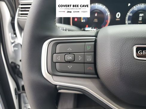 New 2026 Jeep Grand Wagoneer L 2WD image 35