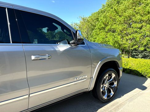 Used 2022 RAM 1500 Limited w/ Body Color Bumper Group image 10