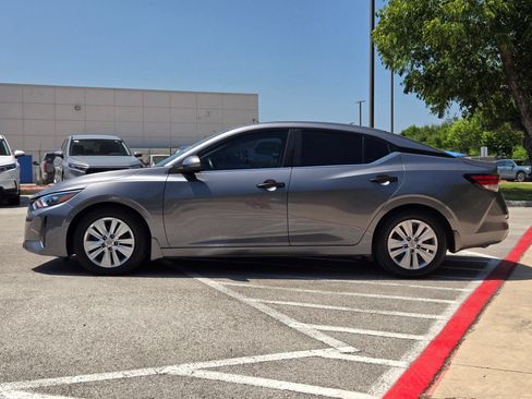Used 2024 Nissan Sentra S FWD image 6