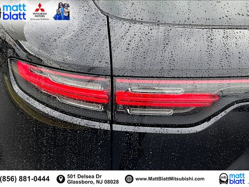 Used 2022 Porsche Cayenne Platinum Edition image 30