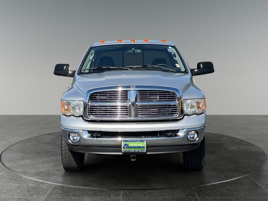 Used 2004 Dodge Ram 3500 Truck SLT w/ Trailer Tow Group AWD/4WD image 2