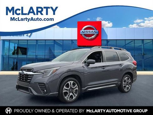 Used 2023 Subaru Ascent Limited AWD/4WD image 1