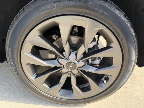 Certified 2023 Kia Sorento SX Prestige image 33