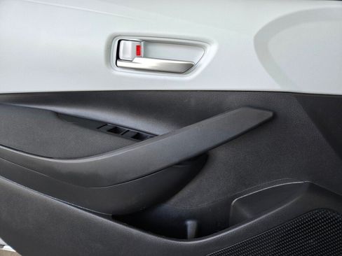 Used 2026 Toyota Corolla SE w/ SE Package FWD image 23