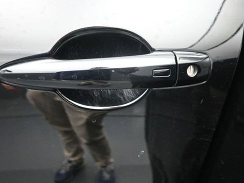 Used 2023 Nissan Rogue SV FWD image 20
