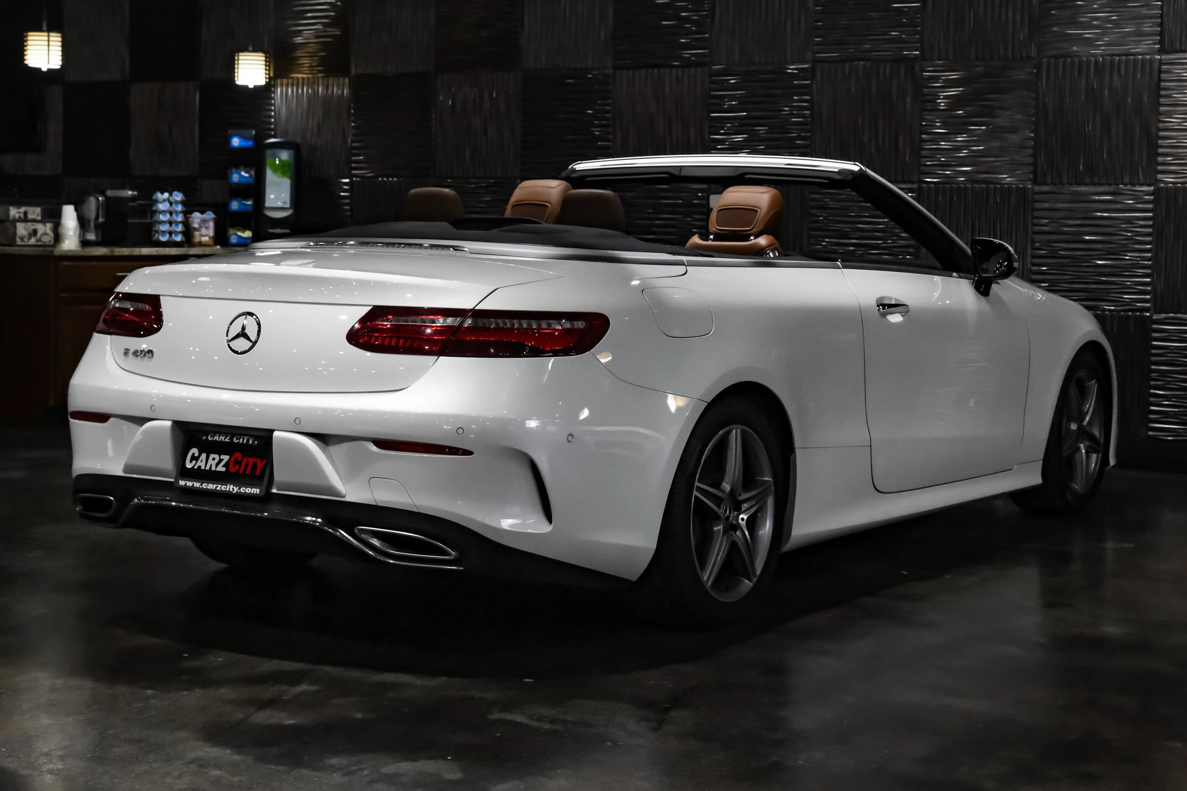 Used 2018 Mercedes-Benz E 400 Cabriolet image 14