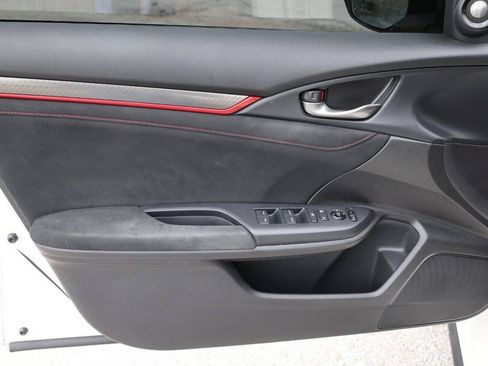 Used 2019 Honda Civic Type R image 12
