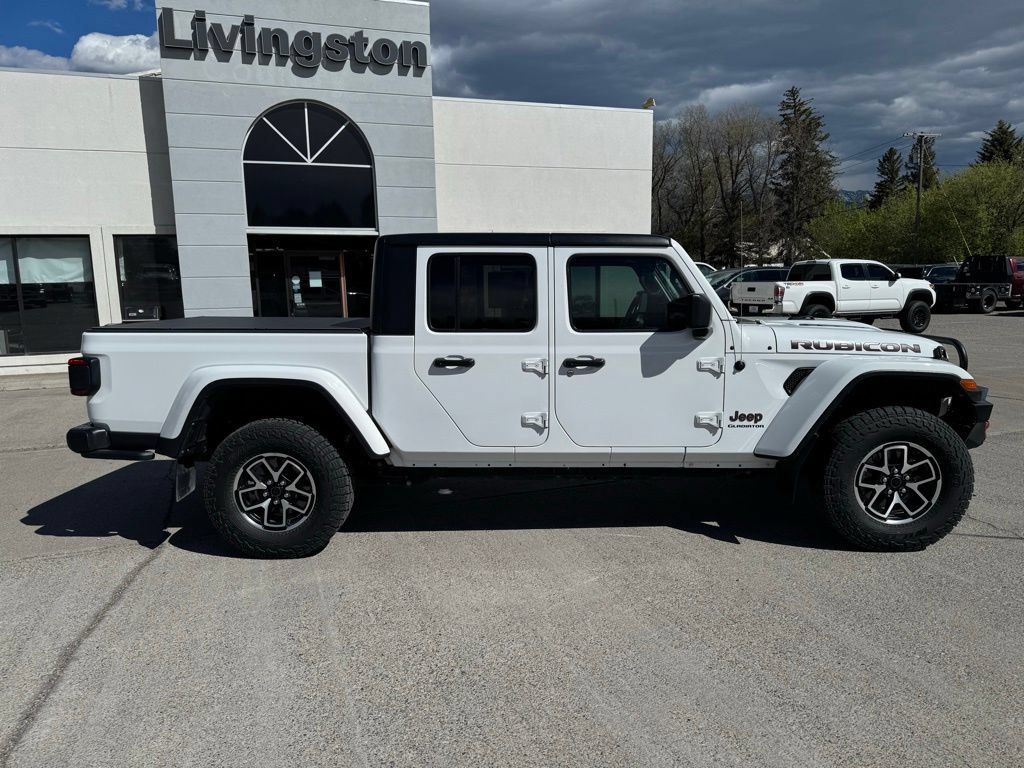 Used 2020 Jeep Gladiator Rubicon AWD/4WD image 5