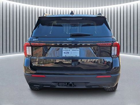 New 2026 Ford Explorer Active image 5