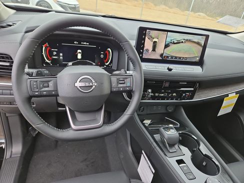 New 2026 Nissan Rogue Platinum w/ Tech Package image 34