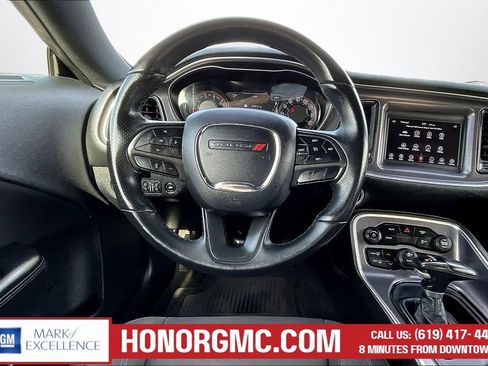 Used 2018 Dodge Challenger SXT w/ Blacktop Package image 8