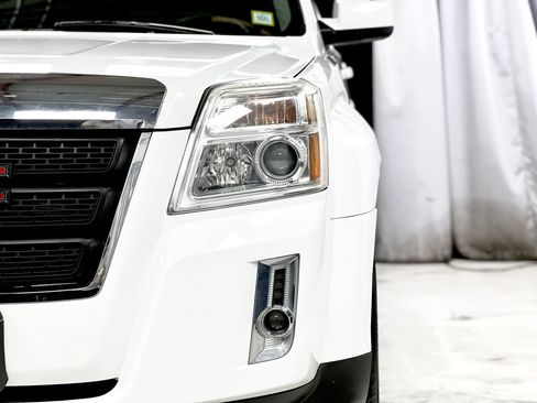 Used 2015 GMC Terrain SLE AWD/4WD image 9
