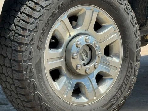 Used 2015 Ford F250 Lariat w/ Chrome Package AWD/4WD image 9