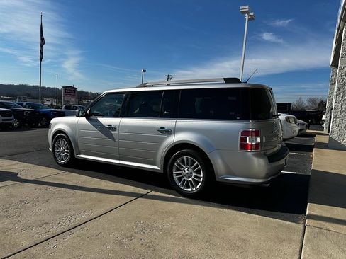 Used 2016 Ford Flex SEL w/ Equipment Group 202A image 5