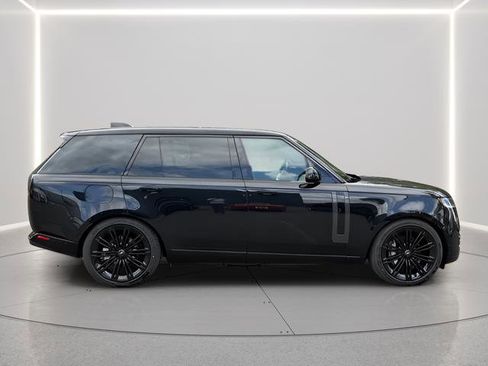 Certified 2025 Land Rover Range Rover Long Wheelbase SE AWD/4WD image 6